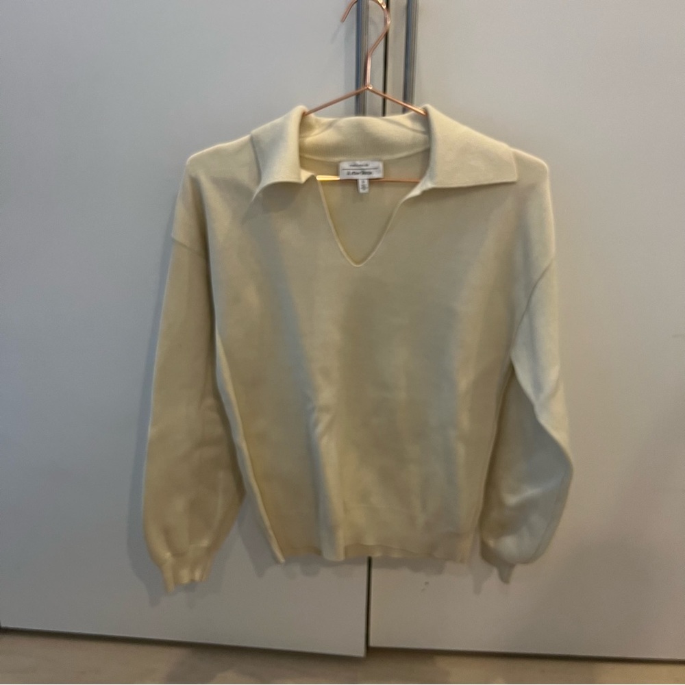 Relaxed collared white knit polo sweater - size S - white/beige color